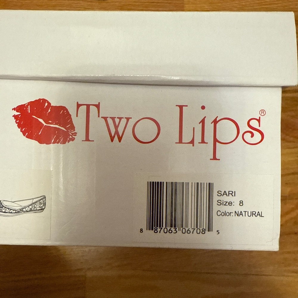 Two Lips Flat - image 4